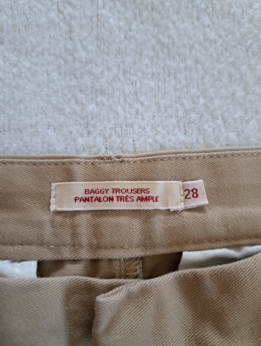 Levi's Baggy Trousers Womens Size 28 Wide Leg Pants Tan Unbasic Khaki Classic - Picture 4 of 14